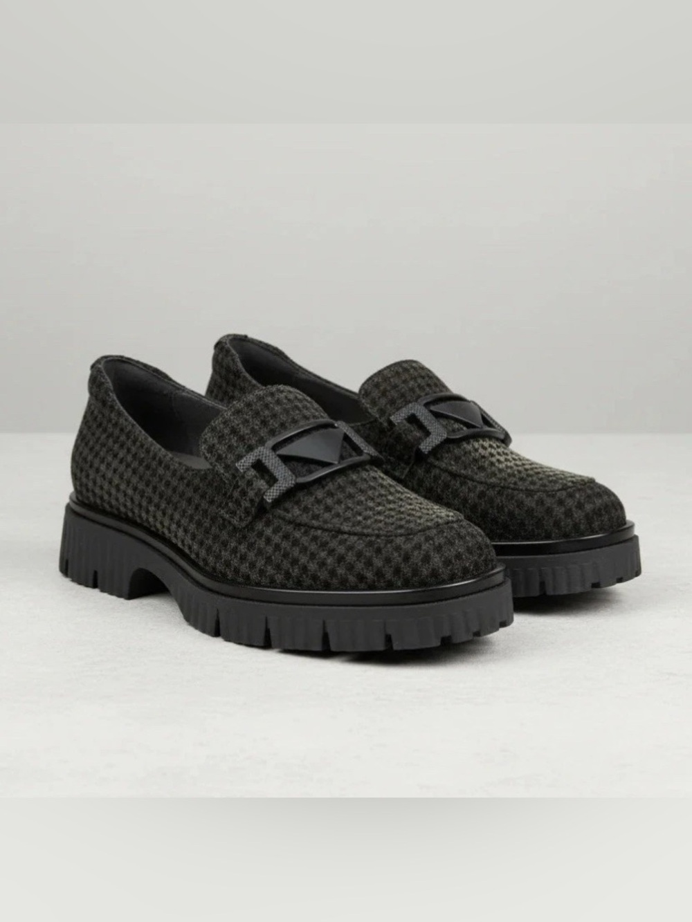 Softwaves Varena Velvet Houndstooth loafer in black size 39 NIB